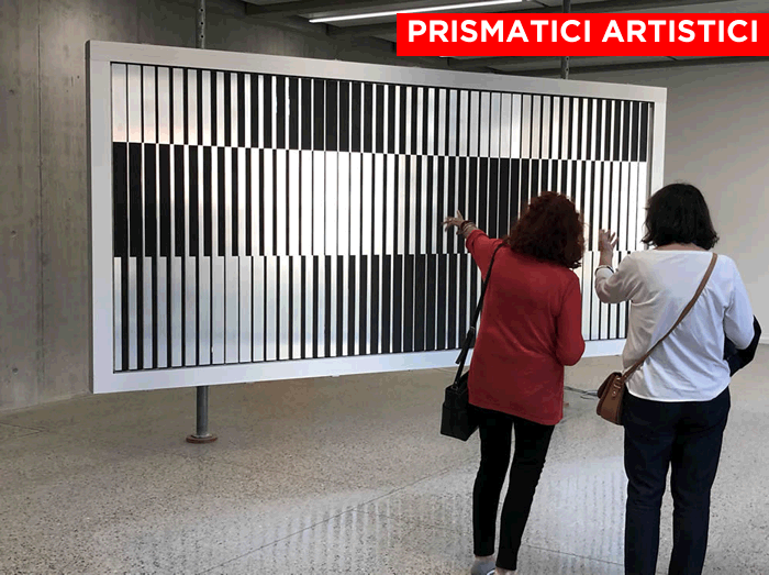 prismatici artistici billboard rotanti
